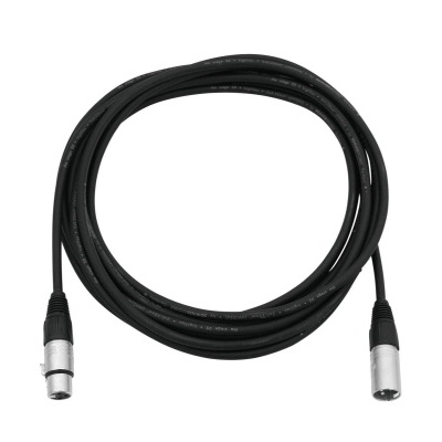 Cabo de áudio preto com conectores XLR
