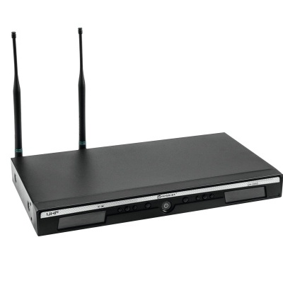 Receptor wireless preto com duas antenas