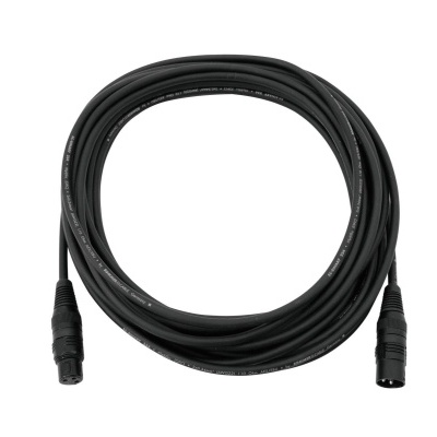 Cabo preto com conectores XLR em fundo branco