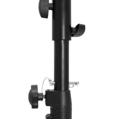 Suporte tubular vertical preto com manípulos e parafusos