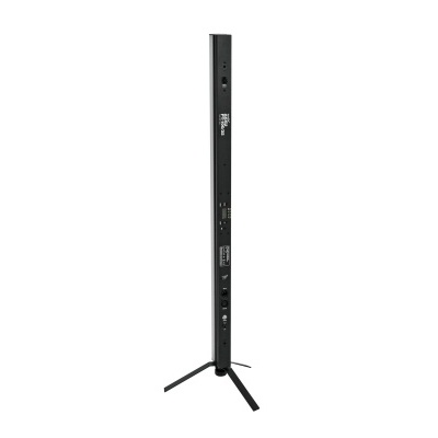 Coluna de som vertical preta com base tripé em fundo branco