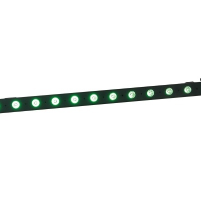 Barra de luz LED preta com 12 focos verdes
