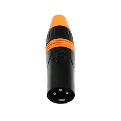 Conector de áudio XLR preto e laranja com três pinos metálicos