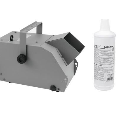 Máquina cinza metálico e frasco branco com rótulo em fundo branco