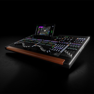 Mesa de mistura digital preta com ecrã tátil e botões coloridos