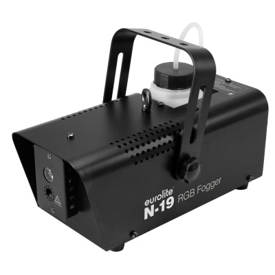 Máquina de fumo Eurolite N-19 RGB Fogger preta com suporte e frasco de líquido na parte superior