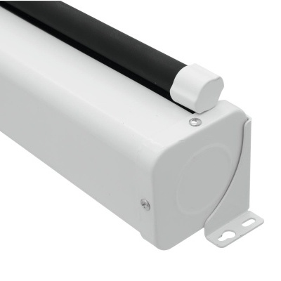 Suporte branco de metal com tubo preto em fundo branco