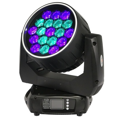 Luz profissional móvel de palco com LEDs coloridos e estrutura preta