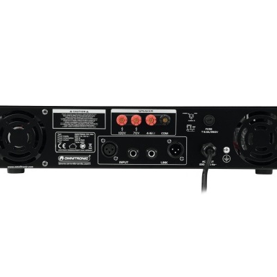 Amplificador de áudio preto com ventoinhas e conexões traseiras