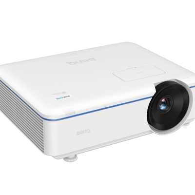 Projetor branco BenQ com lente preta e detalhes azuis