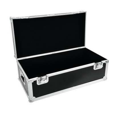 Mala rígida de transporte preta com interior preto aberta