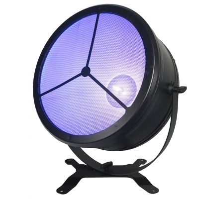 Luminária redonda metálica preta com tela azul e base em cruz