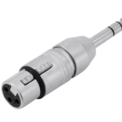 Adaptador de áudio XLR para jack 6,35 mm em metal prateado