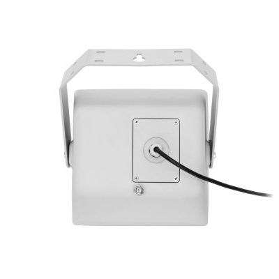 Projetor quadrado branco com suporte e cabo preto em fundo branco