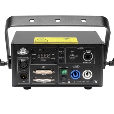 Dispositivo eletrônico preto com conectores e display digital