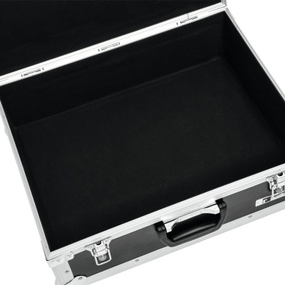 Mala de transporte preta com interior almofadado