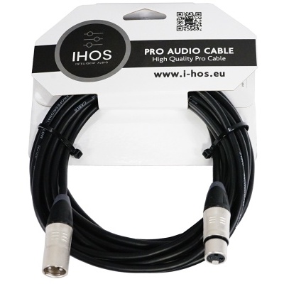Cabo de áudio profissional preto com conectores XLR em embalagem branca