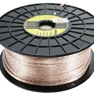 Carretel de fio condutor transparente com etiqueta amarela e preta