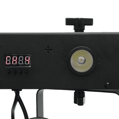 Dispositivo eletrónico preto com display digital e botão circular