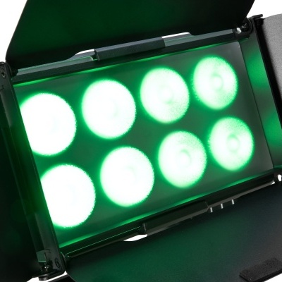 Luz de estúdio LED verde com aletas pretas