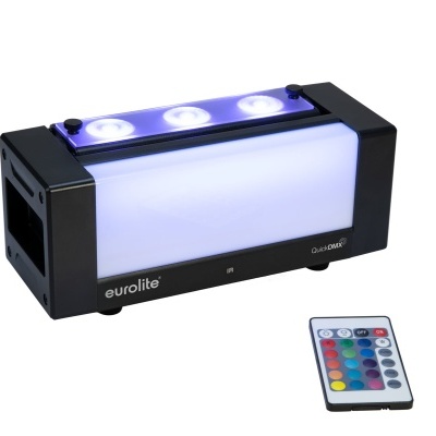 Dispositivo de iluminação Eurolite Cubo CDM-5 com controlo remoto.