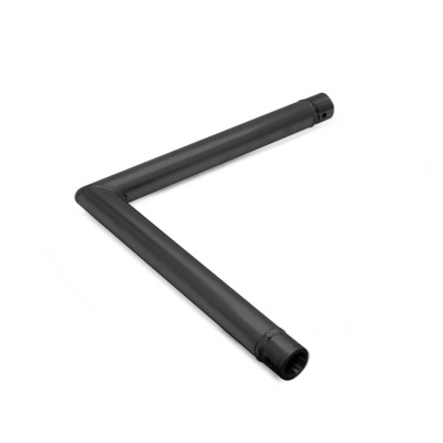 Peça metálica preta em forma de V com superfície lisa