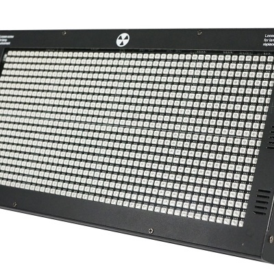 Painel LED grande preto com LEDs brancos em grelha e suportes ajustáveis