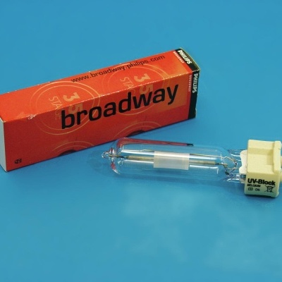 Lâmpada halogénea com caixa laranja marca Broadway sobre fundo azul