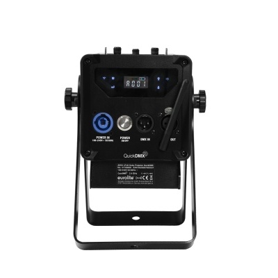 Dispositivo eletrónico preto com suporte metálico e painel com botões e visor digital