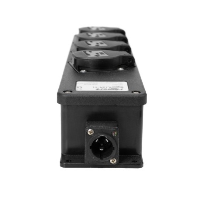 Filtro de linha elétrico preto com cinco tomadas e cabo de alimentação