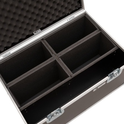 Estojo rígido de transporte preto com divisórias internas acolchoadas