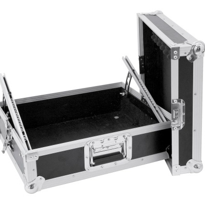 Estojo de transporte preto com estrutura em metal e tampa destacável aberta