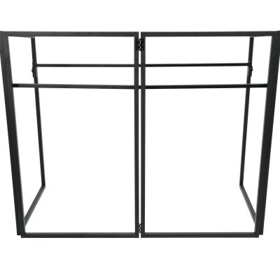 Estrutura metálica preta para cama com barras horizontais