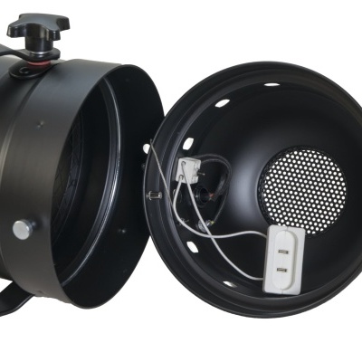 Iluminação profissional tipo canhão em metal preto fosco com painel traseiro aberto