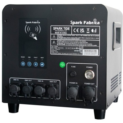 Equipamento eletrônico preto da Spark Fabrica modelo SPARK TIDE com conectores e etiquetas