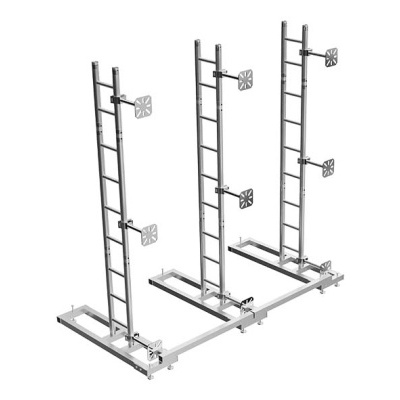 Suporte metálico cinzento com três estruturas verticais e bases retangulares