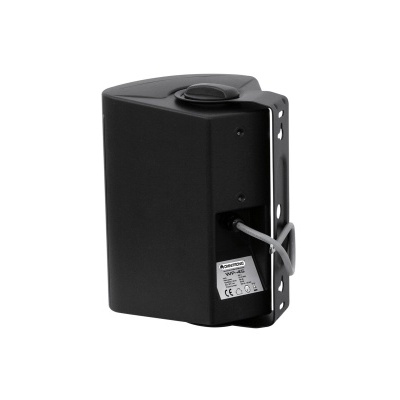 Coluna de som preta com suporte metálico e etiqueta PowerSonic