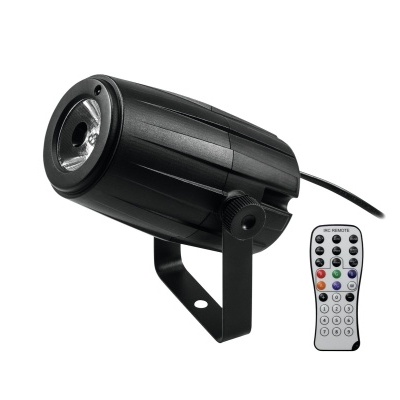 Projetor LED preto com suporte e comando remoto branco com botões coloridos