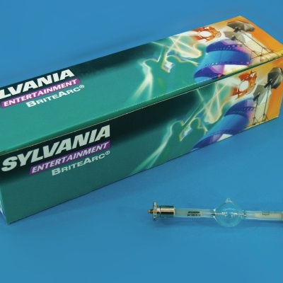 Lâmpada halógena e caixa Sylvania Entertainment BriteArc, fundo azul