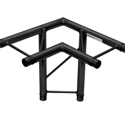 Estrutura metálica preta angular com tubos soldados sobre fundo branco