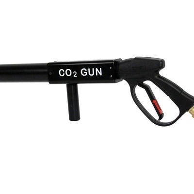 Pistola preta CO2 GUN com conexão metálica