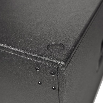 Canto de objeto preto com textura mate e rebites