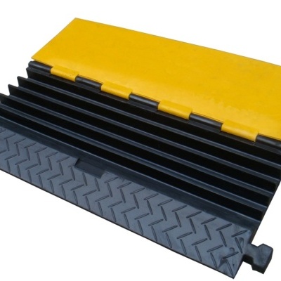 Tapete de protecção para cabos preto com tampa amarela