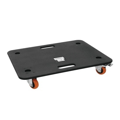 Plataforma móvel preta com rodas laranja e pretas sobre fundo branco