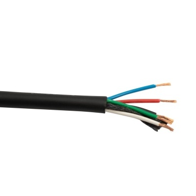 Cabo elétrico com vários condutores coloridos descascados