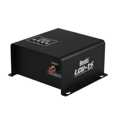 Amplificador de áudio preto Cantoni LCU-15 com botões e conectores