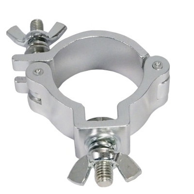 Abraçadeira metálica prateada com parafusos de aperto manuais