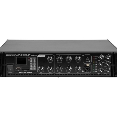 Amplificador de som preto com botões e entrada de áudio no painel frontal