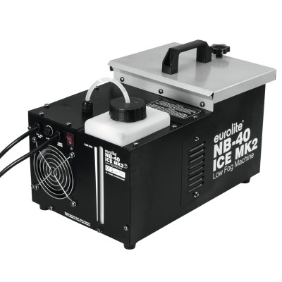 Máquina de efeito de névoa preta em metal com reservatório branco e textos