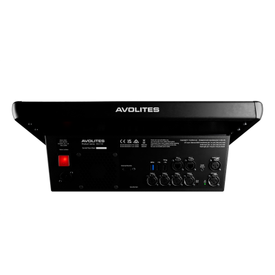 Equipamento eletrónico preto Avolites com múltiplas portas e interruptor vermelho